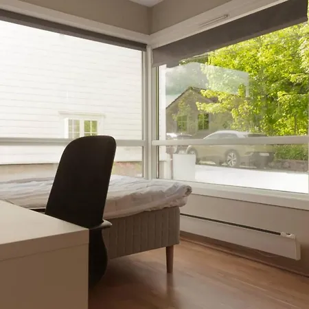 Dinbnb I Family-friendly & Spacious 2-bedroom With Parking Ferienhaus Bergen