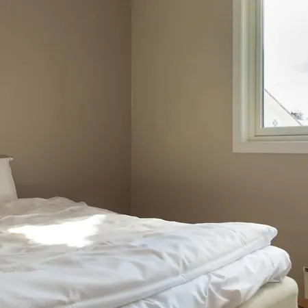 Hébergement de vacances Dinbnb I Family-friendly & Spacious 2-bedroom With Parking